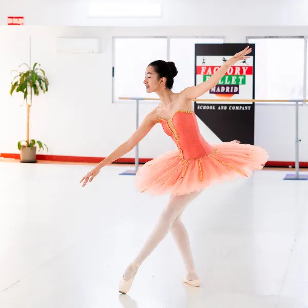 Escuela de danza y escuela de ballet clásico. Factory Ballet