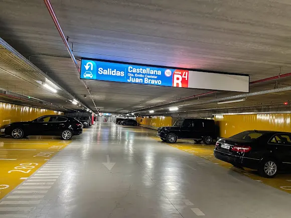 Aparcamiento [P] Serrano Retiro