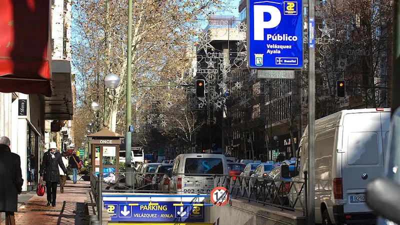 Parking Velázquez ,