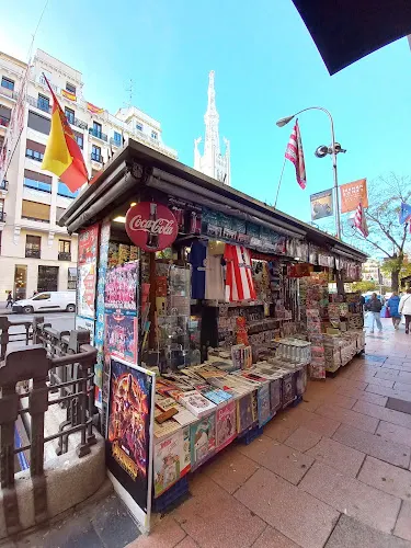 Kiosco Prensa. Prensa Internacional. Coleccionables.