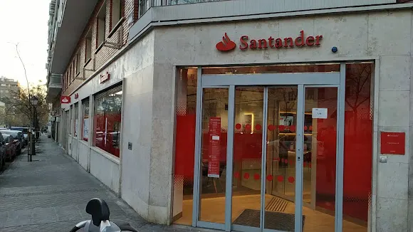 Banco Santander - Smart Red - Madrid