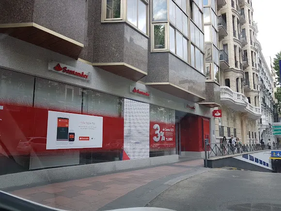 Banco Santander - Smart Red - Madrid