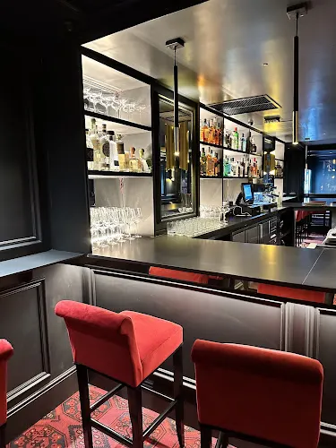 MAGERIT Cocktail Bar