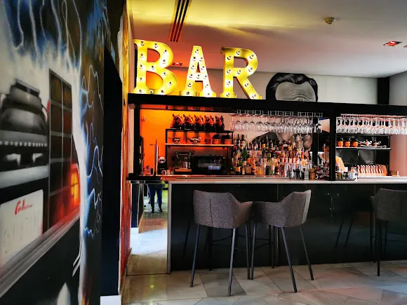 Camerino Restaurante & Cocktail Bar - Madrid