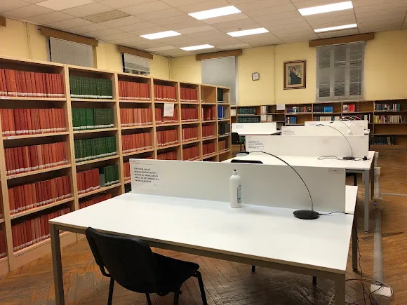 Biblioteca UESD