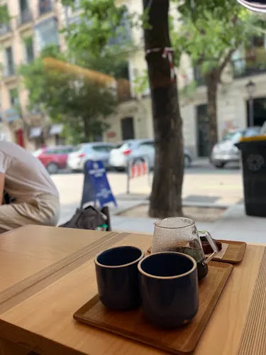 East Crema Coffee Hermosilla (Specialty Coffee Madrid) - Madrid