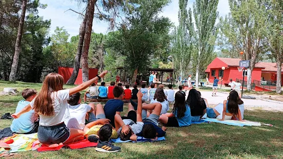 Aula Joven - Campamentos de verano y actividades extraescolares