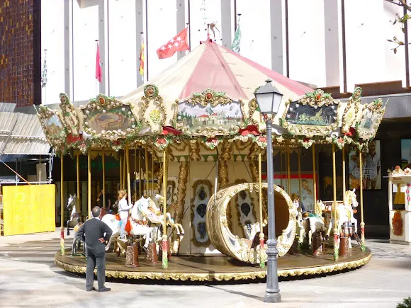 Carrusel (Caballitos) - Madrid