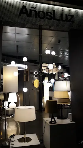 Años Luz Iluminación