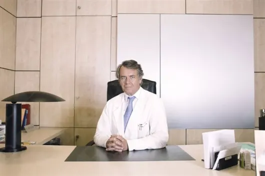 Dr. Ángel López Castro, Oftalmólogo - Madrid