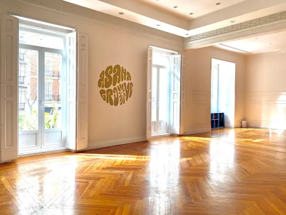 Asana Groove Yoga - Madrid