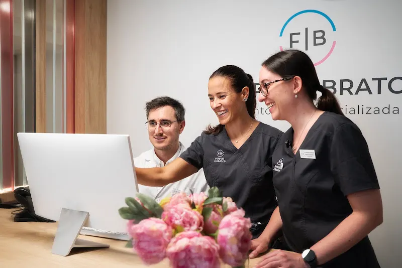 Clínica Dental Ferrus & Bratos