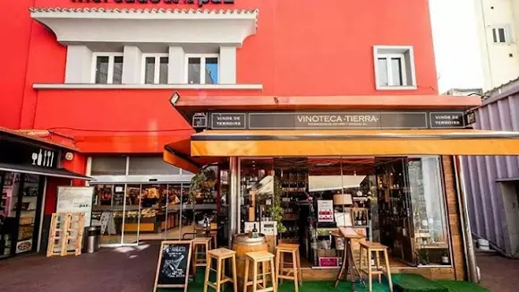 Vinoteca Tierra - Mercado de La Paz - Madrid