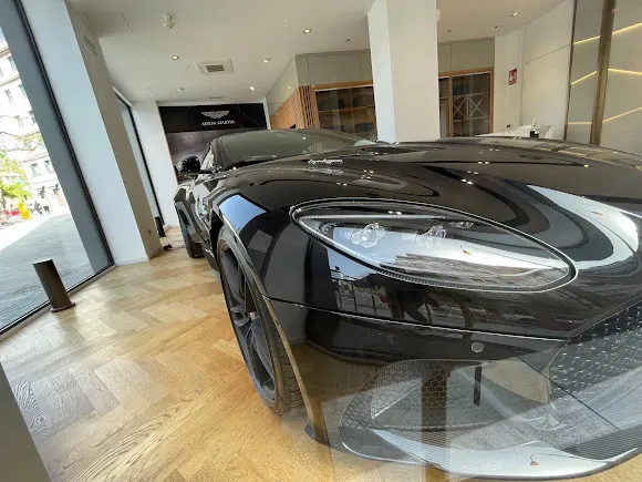 Aston Martin Madrid - Tayre