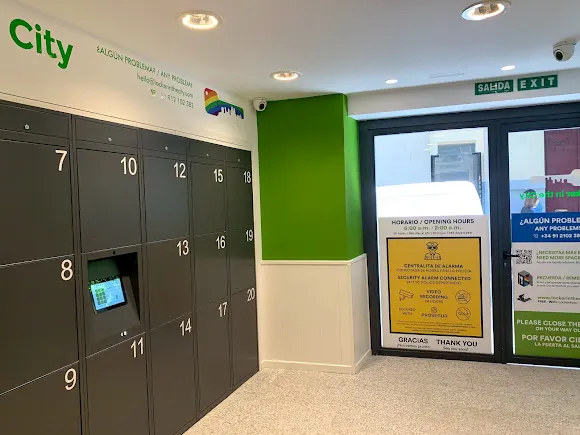 Consigna 24h en Chueca | Retiro | Colón - Locker in the City - Madrid