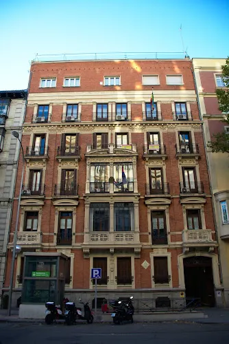 Embajada de Serbia - Madrid