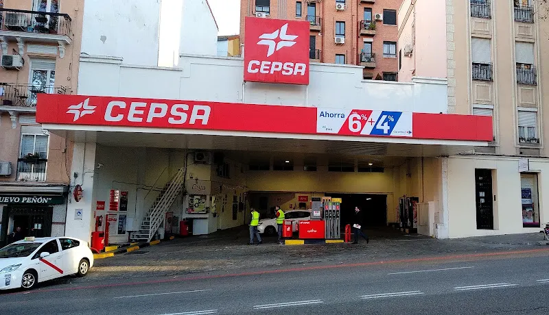 Estación de servicio Cepsa - Gasolinera en Madrid