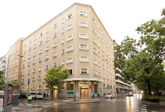 Hospital Universitario Ruber Juan Bravo (C/Juan Bravo, 49) - Madrid