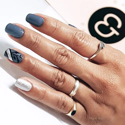 NAILS&FRIENDS