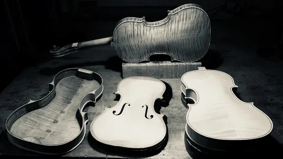 Fernando Solar, Luthier & Mercedes Solar, Archetiere