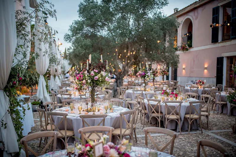 A-Típica Weddings & Lifestyle