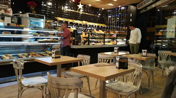 Tosto - Cafetería en Madrid