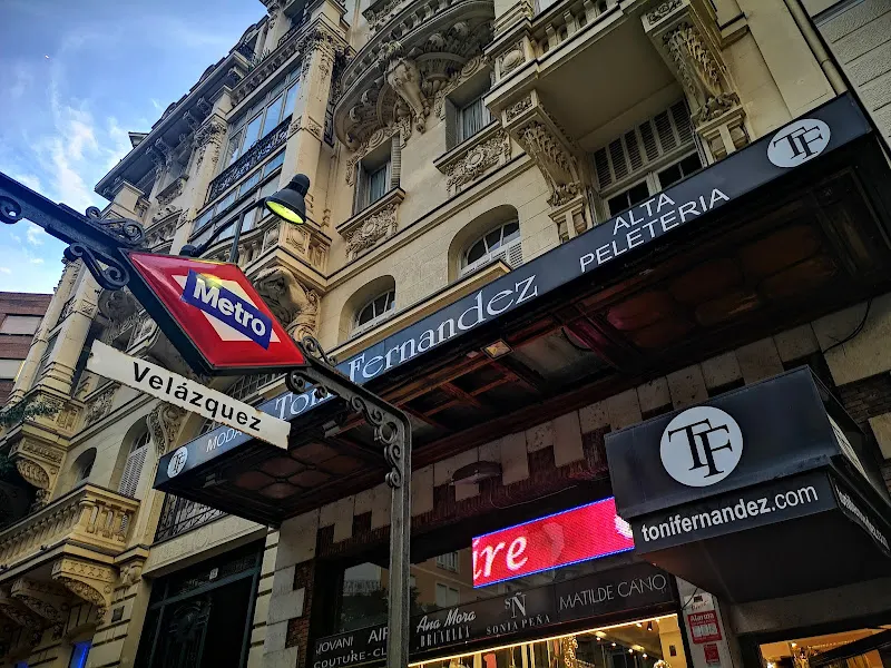 Toni Fernández Vestidos de Fiesta - Tienda de ropa de mujer en Madrid