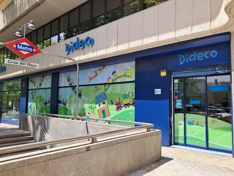 Dideco Príncipe de Vergara Tienda de Juguetes y libros
