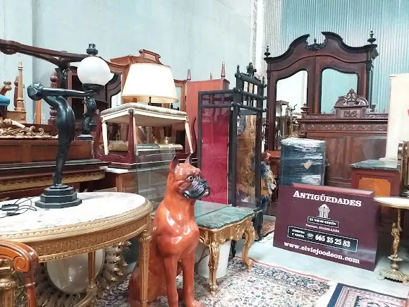 Antigüedades El Viejo Odeón